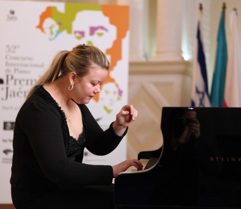 Tatiana Tessman, Organist/Pianist